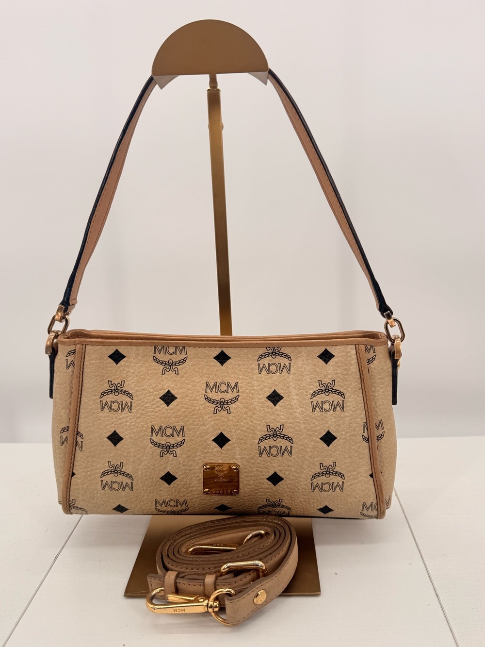MCM AUTHENTICATED Aren Visetos Hobo Shoulder Crossbody Bag Beige